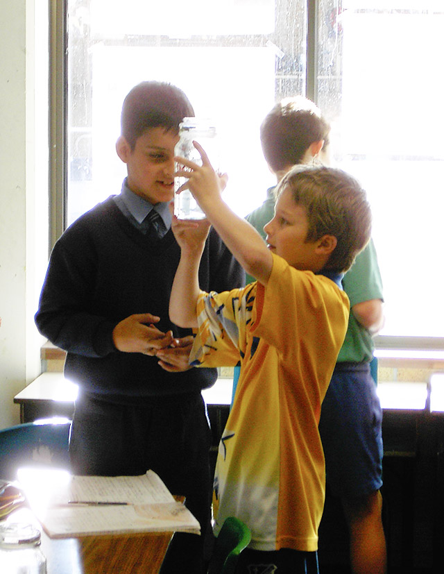 Schience lesson at St Michael's Catholic Primary Baulkham Hills 2006