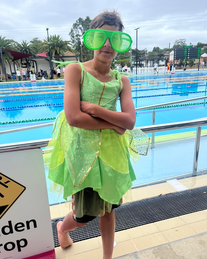 563943395785443_1261498769363232-1