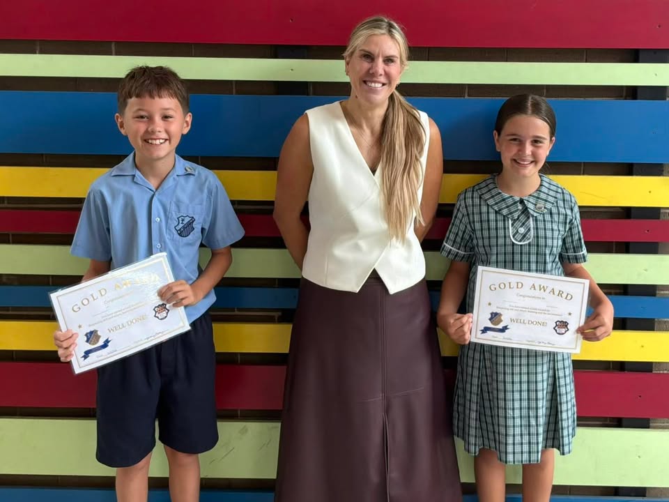 563943395785443_1304057765107332-1