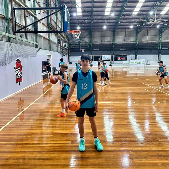 563943395785443_1320171436829298-1