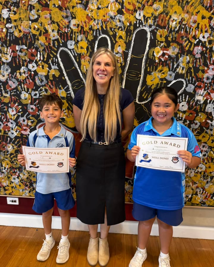 563943395785443_1332996458880129-1